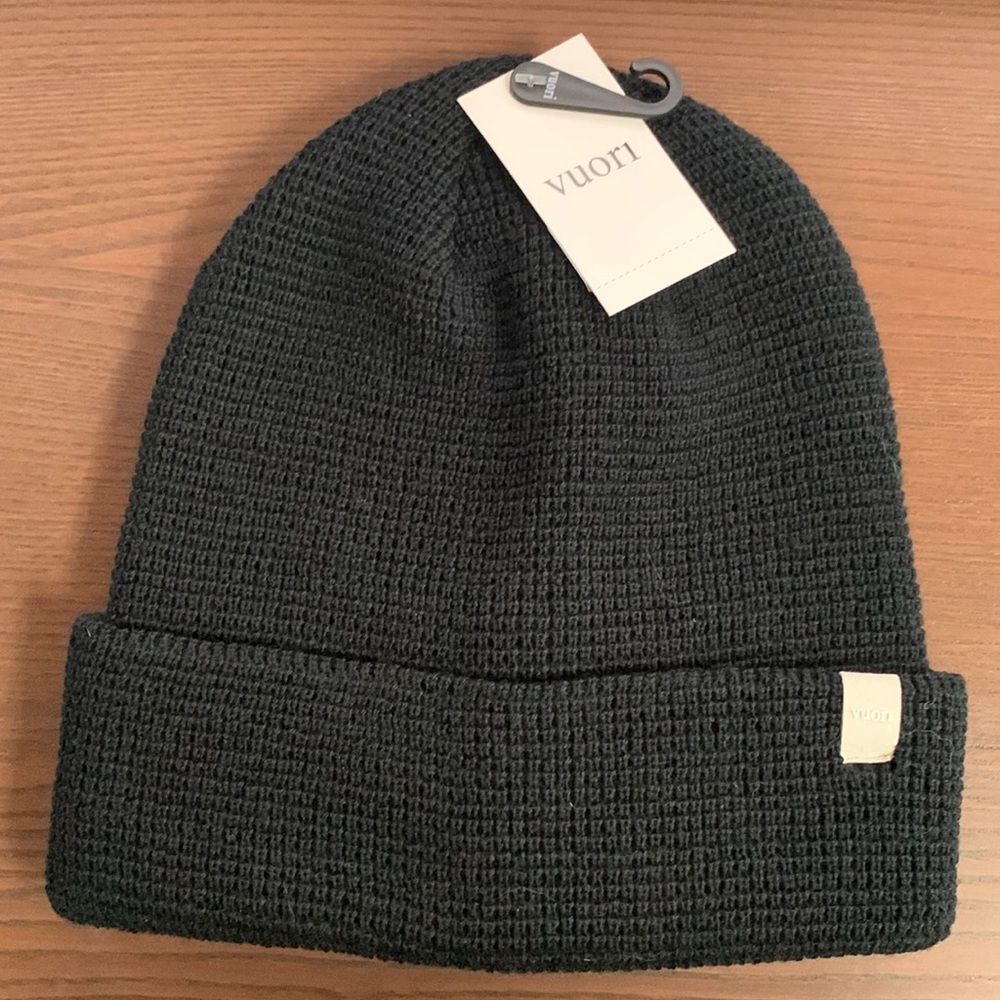 NWT Vuori Alpine Waffle Knit Beanie
